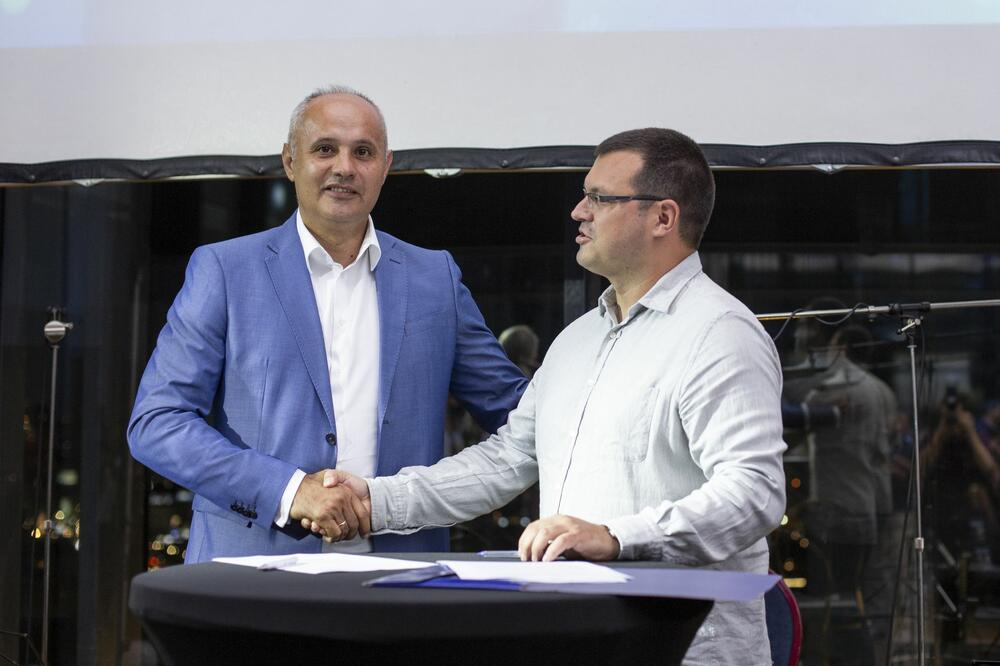 Sa potpisivanja ugovora, Foto: Prijestonica Cetinje