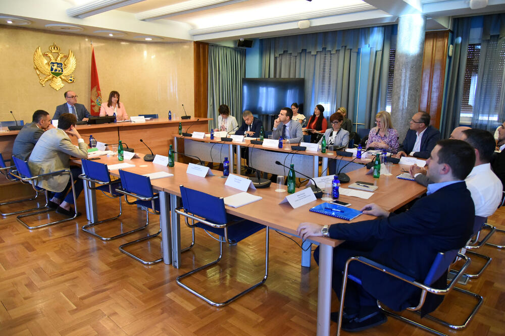 Sa sjednice Administrativnog odbora, Foto: Boris Pejović