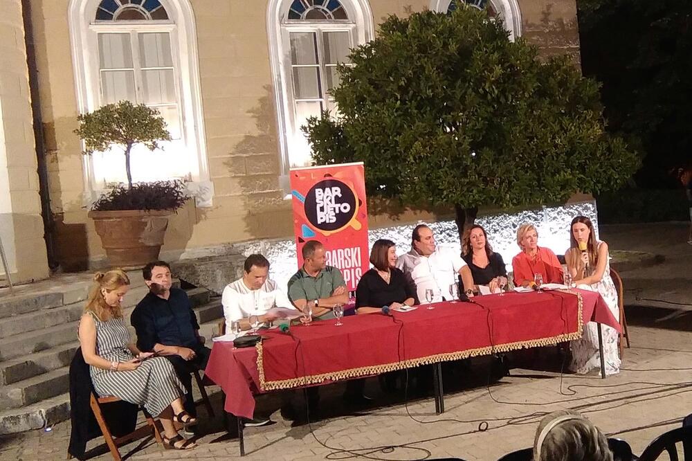 Sa tribine “Veče sa organizatorima”, Foto: Radomir Petrić