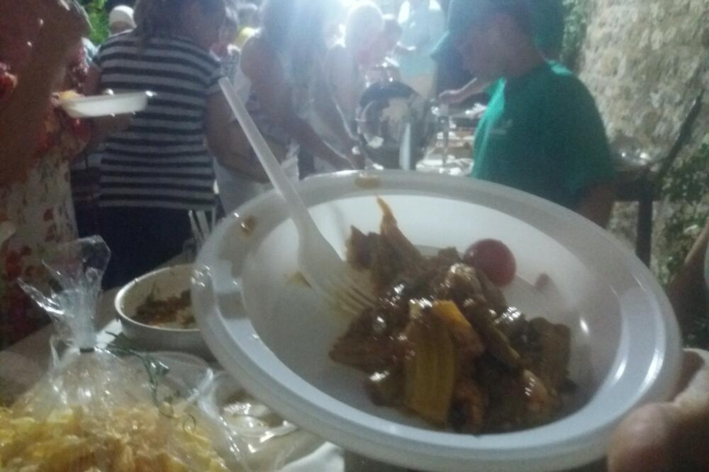 Sa fešte, Foto: Samir Adrović