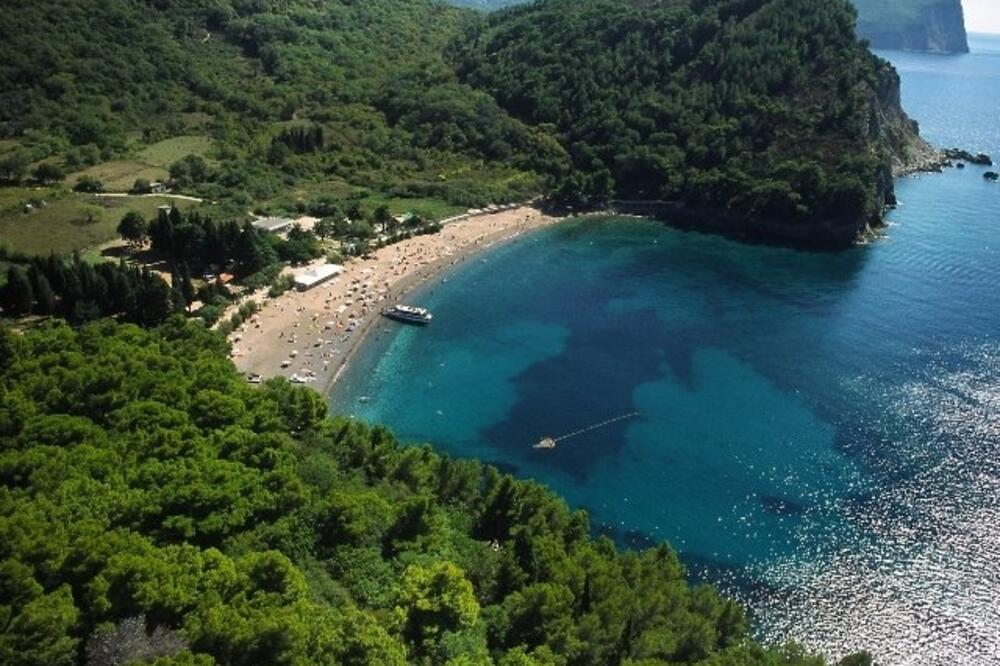 Uzalud stavljane hipoteke: Panorama Lučica, Foto: Vuk Lajović