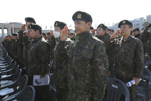 Južna Koreja pristala na razmjenu vojnih informacija s Japanom,...