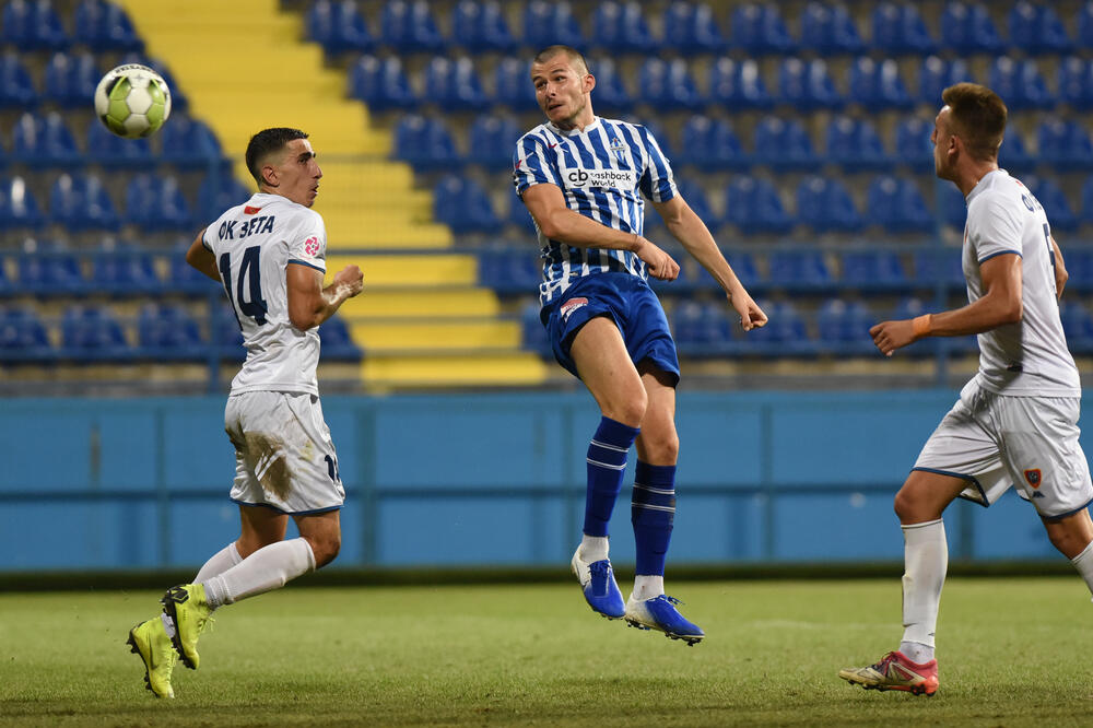 Perović postiže gol za izjednačenje, Foto: Savo Prelević