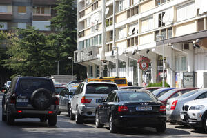 Naša saobraćajna neuroza