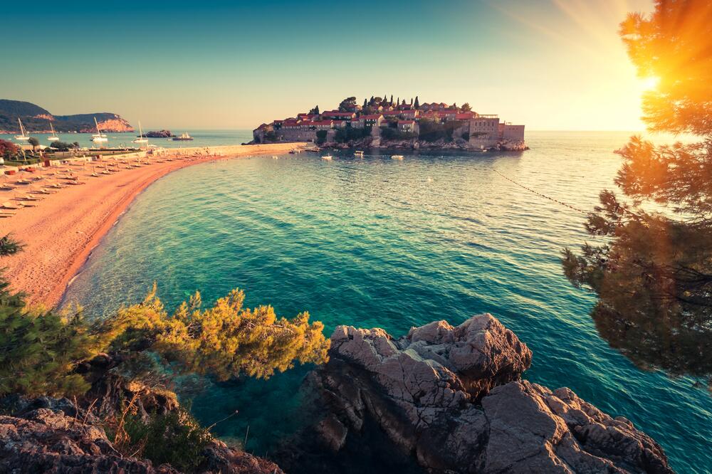 Sveti Stefan (ilustracija), Foto: Shutterstock