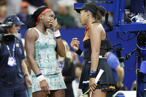 Osaka tješila uplakanu djevojčicu, Rubljov poslao Kirjosa kući