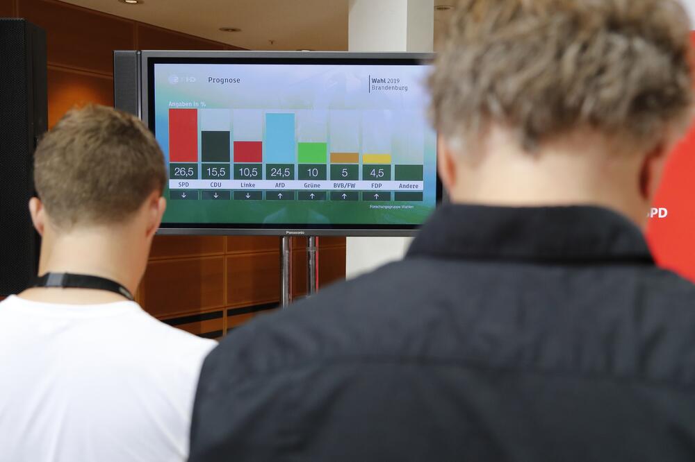 Praćenje rezultata izbora u štabu SPD, Foto: Reuters