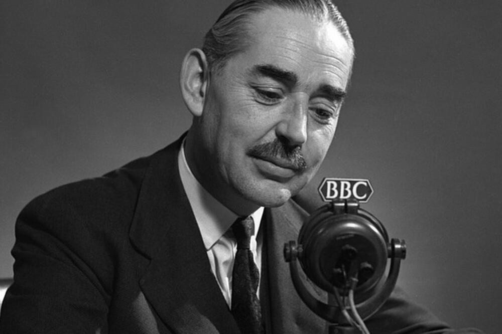 Legendarni BBC spiker Džon Sneg izveštavao je o Danu D, Foto: BBC