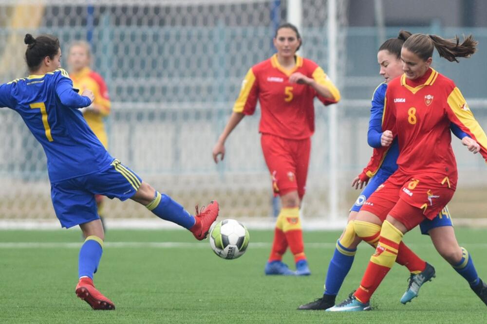 Ženska fudbalska reprezentacija Crne Gore izgubila od Irske, Foto: FSCG