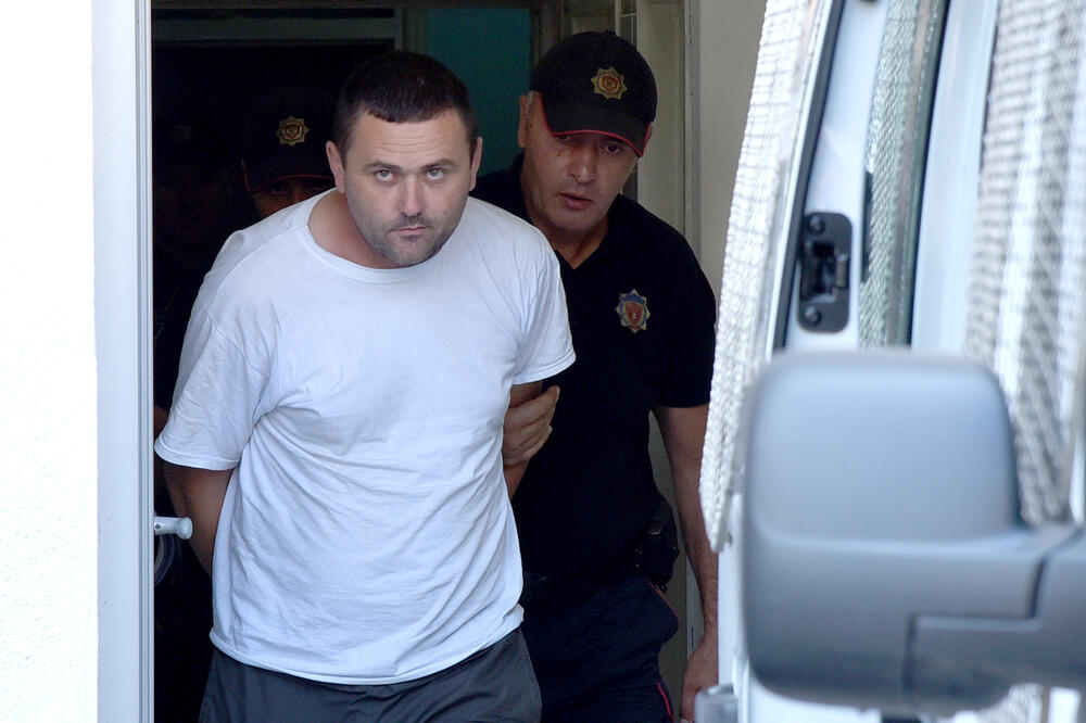 Privođenje osumnjičenih, Foto: Zoran Đurić