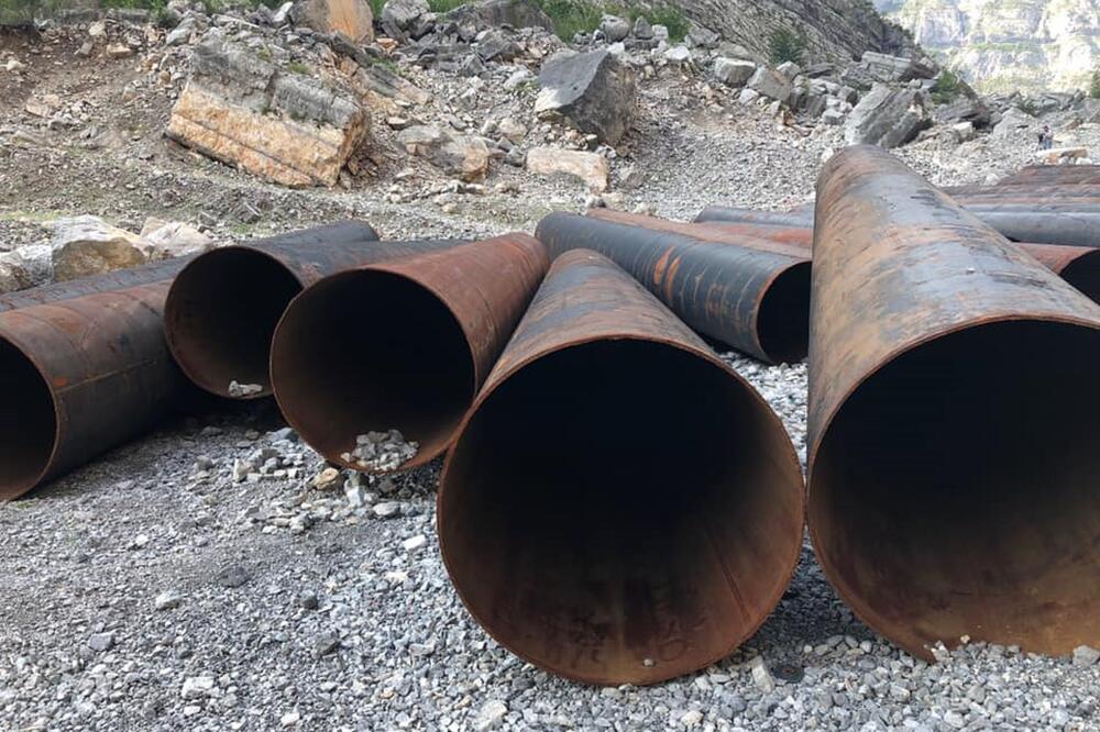 Cijevna je na albanskoj strani mjesecima u cijevima, Foto: Abdulah Diku