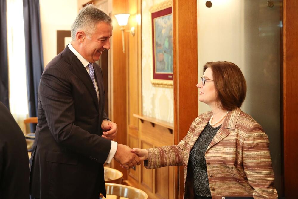 Đukanović juče sa ambasadorkom SAD Džudit Rajnke, Foto: Ambasada SAD