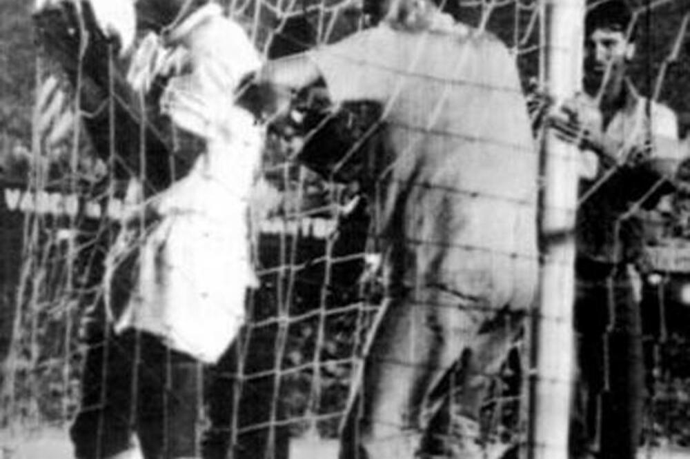 Pele nakon što je dao hiljaditi gol