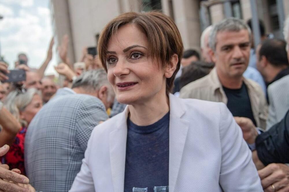 Džanan Kaftandžoglu na jednom od protesta, Foto: AFP