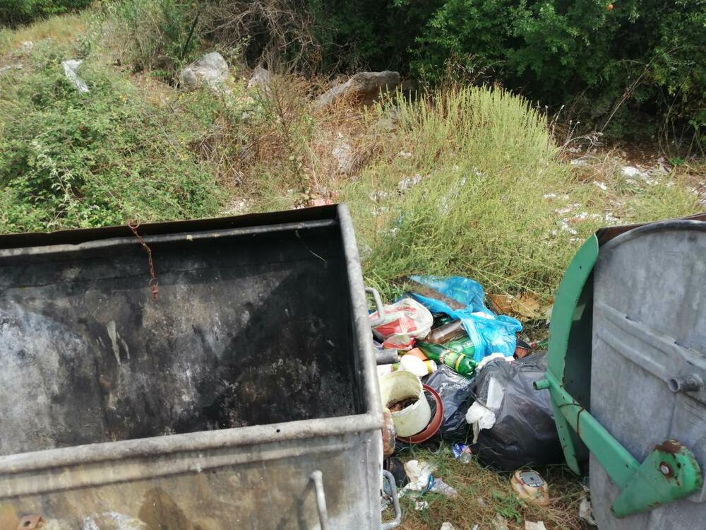 Divlja deponija u Bogićevićima