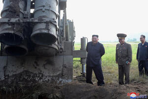 Kim prisustvovao testiranju novog raketnog bacača