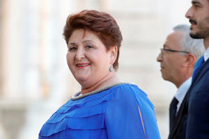 Italija: Plava haljina nove ministarke zasijenila mačo italijansku...
