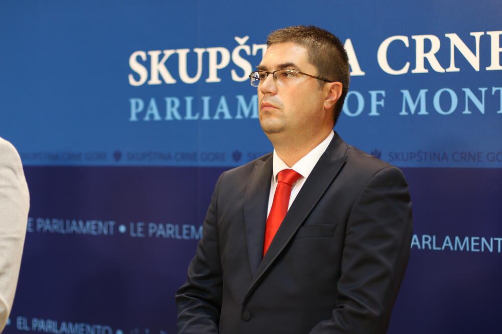 Rovčanin, Foto: Demokratska Crna Gora