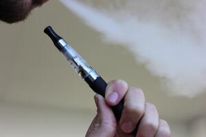 Šesta smrt u SAD od plućne bolesti povezane sa e-cigaretama