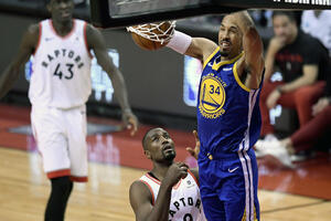 Ljekari mu predlagali amputaciju noge, on potom stigao do tri NBA...