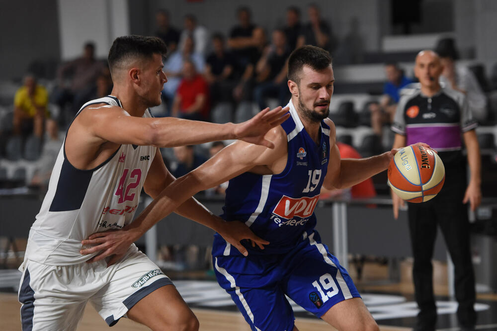 Upisao 20 poena i 10 skokova protiv kluba u kojem je bio na pozajmici: Zoran Nikolić, Foto: Savo Prelević