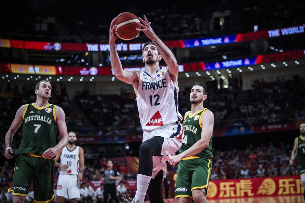 Nando de Kolo na meču sa Australijom, Foto: FIBA