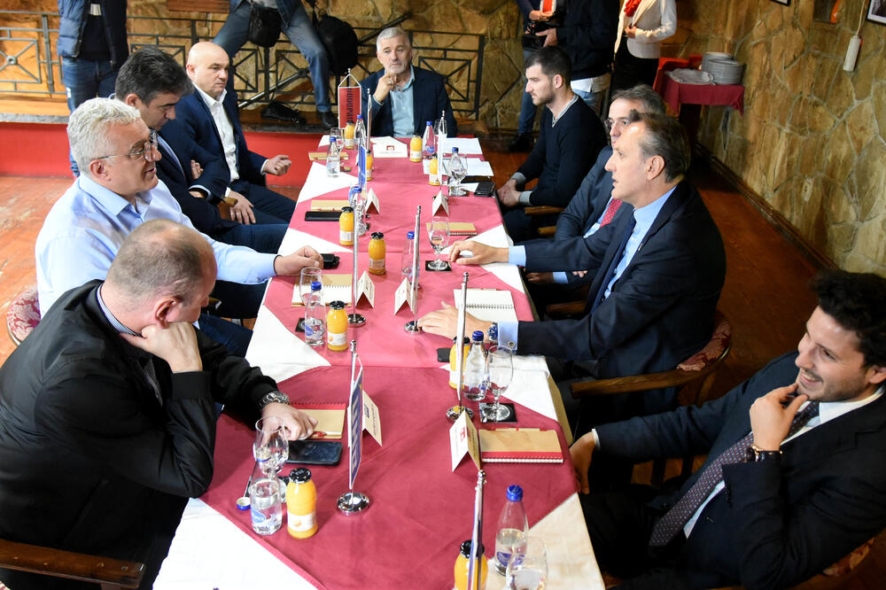 Kad DPS ne odlučuje sam, izbori mogu biti slobodni: Čelnici opozicije, Foto: Boris Pejović