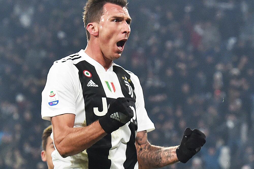 Mario Mandžukić, Foto: AP/Andrea Di Marco