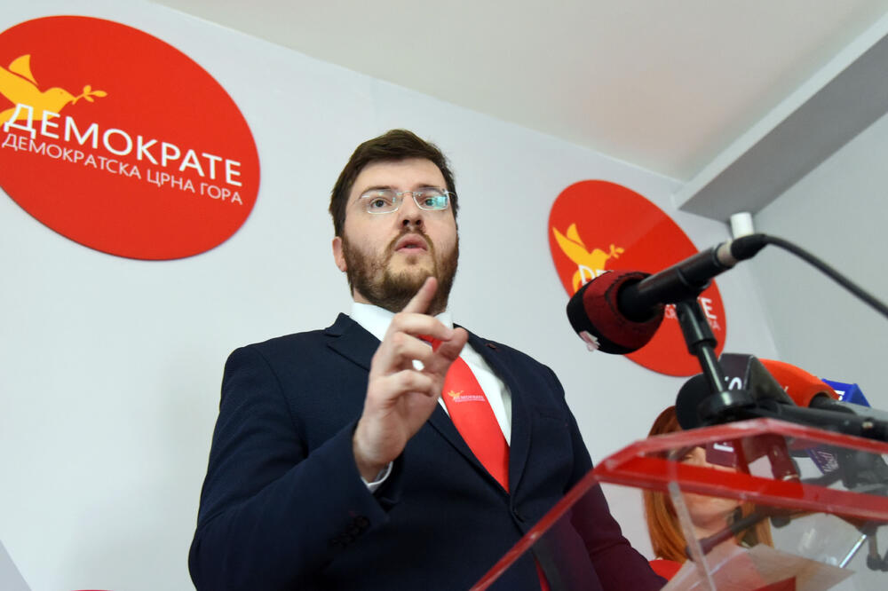 Demokratska Crna Gora DEMOKRATEkonferencija za stampu povodom navodnog plagijata magistarskog rada Alekse BecicaFoto BORIS PEJOVIC, Foto: Boris Pejović