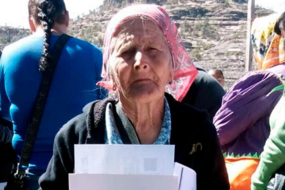 Ernestina Dijaz pohađala je školu za odrasle u Meksiku, Foto: Twitter