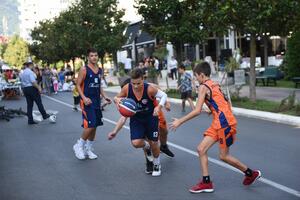 Tivat: Održana manifestacija "Street day"