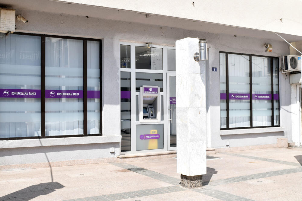 Pobjednik tendera u Beogradu dobija i podgoričku Komercijalnu banku, Foto: Zoran Đurić