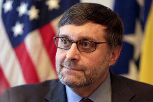 Koga će usrećiti Metju Palmer?