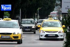 Svuda hoćemo autom ili taksijem: Javni prevoz koristi samo pet...