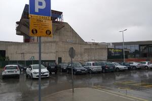 Nikšić: Počela naplata parkinga kod Doma revolucije