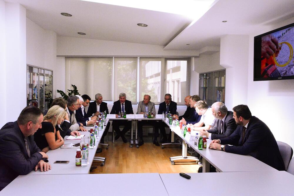 Sa sastanka, Foto: Privredna komora