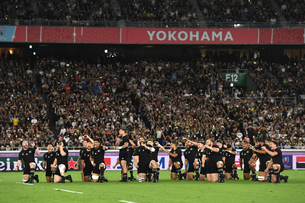 Haka ples "All Blacks" momaka, Foto: ANNEGRET HILSE