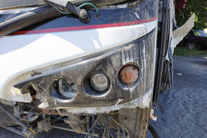 Pakistan: 22 poginulo u autobuskoj nesreći