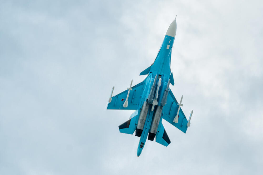 Suhoj Su-34: Ilustracija, Foto: Shutterstock