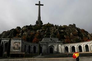Španija i ekshumacija Fransiska Franka: Sud odobrio premještanje...