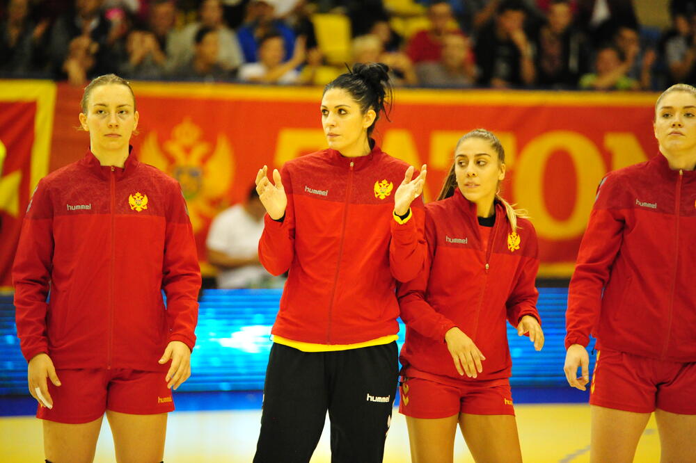 Marta Batinović pred početak meča u Pljevljima, Foto: Stefan Ivanović/RSCG