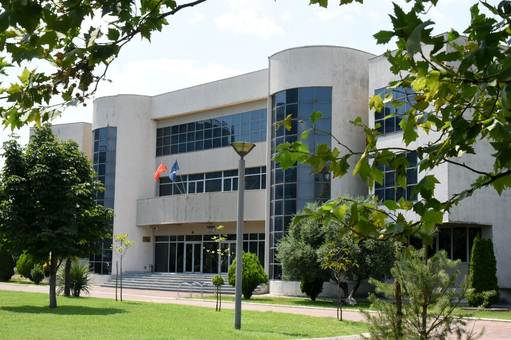 Zgrada Rektorata (ilustracija), Foto: Boris Pejović