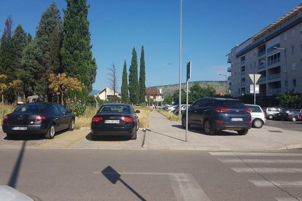 Jedan od primjera nepristupačnosti za OSI, Foto: Čitalac Vijesti