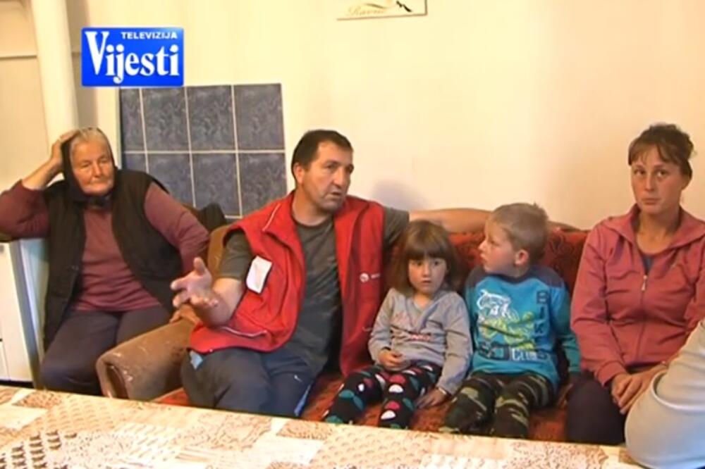 Porodica Popović, Foto: TV Vijesti