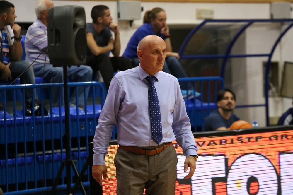 Mihailo Pavićević na večerašnjoj utakmici, Foto: KK Mornar