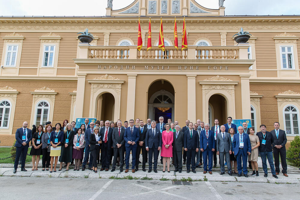 Učesnici Cetinjskog parlamentarnog foruma, Foto: Skupština Crne Gore