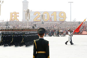 Spektakularna vojna parada u Kini