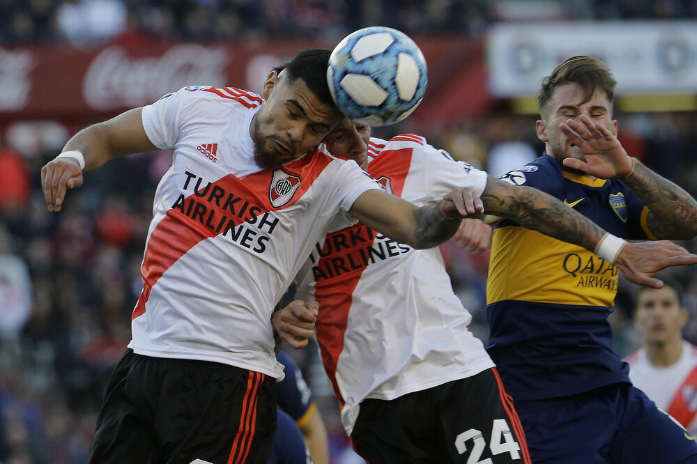 Sa meča River - Boka, Foto: AP