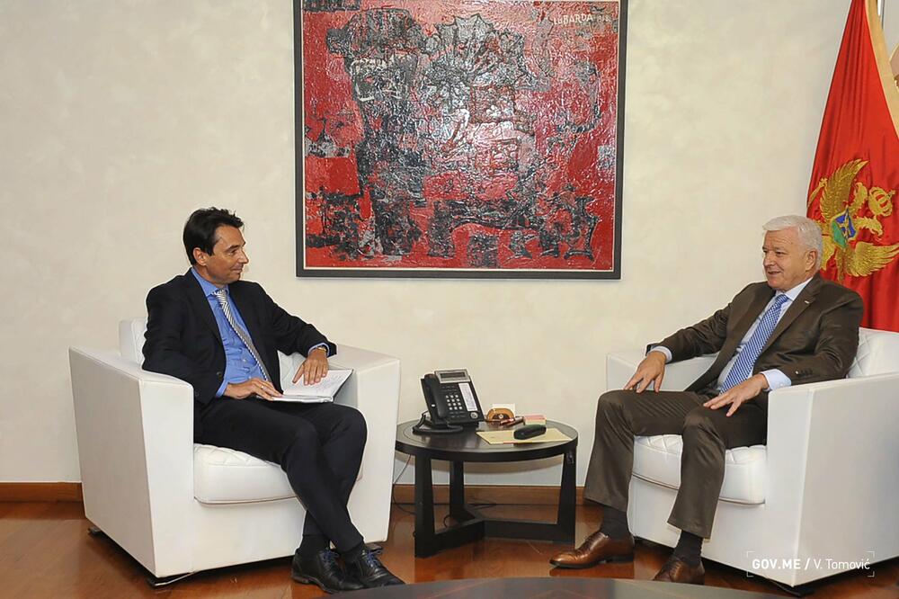 Sa sastanka, Foto: Bojana Čupić