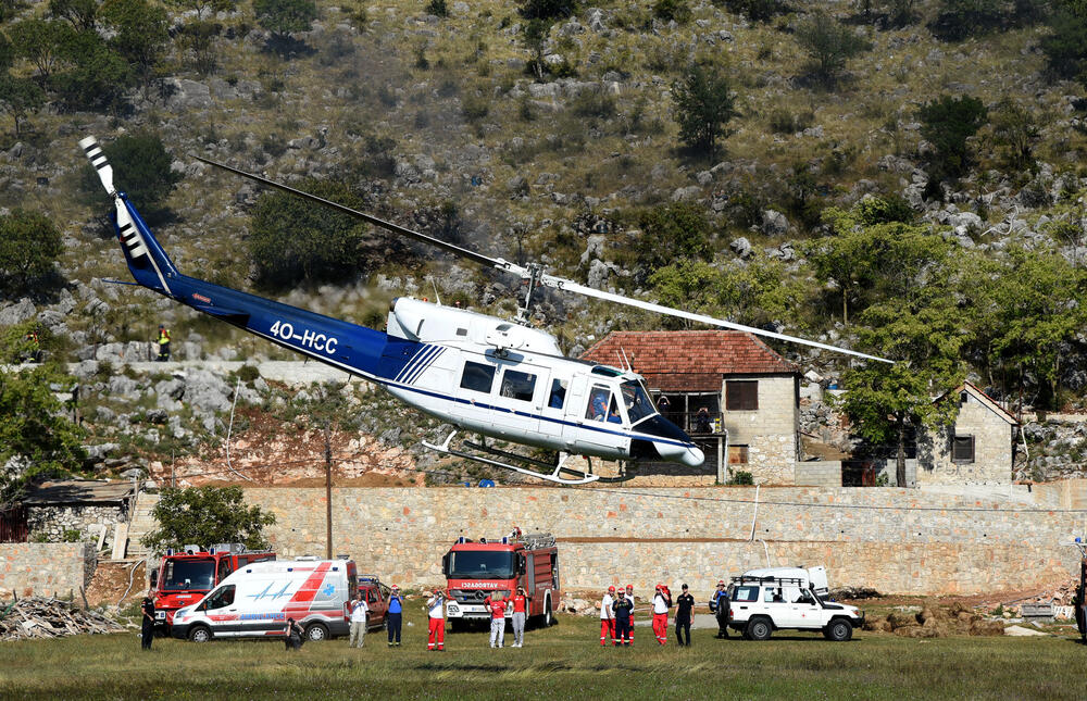 Tema terenske vježbe NICS MONTENEGRO 2019, koja se od 1. do 4. oktobra sprovodi u Podgorici i Danilovgradu, je gašenje požara na otvorenom prostoru i testiranje najsavremenijih informacionih tehnologija za koordiniranje i rukovođenje u zaštiti i spašavanju. Pored predstavnika NATO-a, u vježbi učestvuju timovi iz Sjeverne Makedonije, Hrvatske, Bosne i Hercegovine i Crne Gore, kao domaćina vježbe.